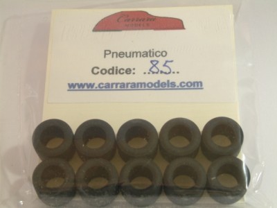 CM-P85 n° 10 Pneumatico in gomma battistrada slick misure DE 13 x DI 7,5 x L 10 - scala 1:43